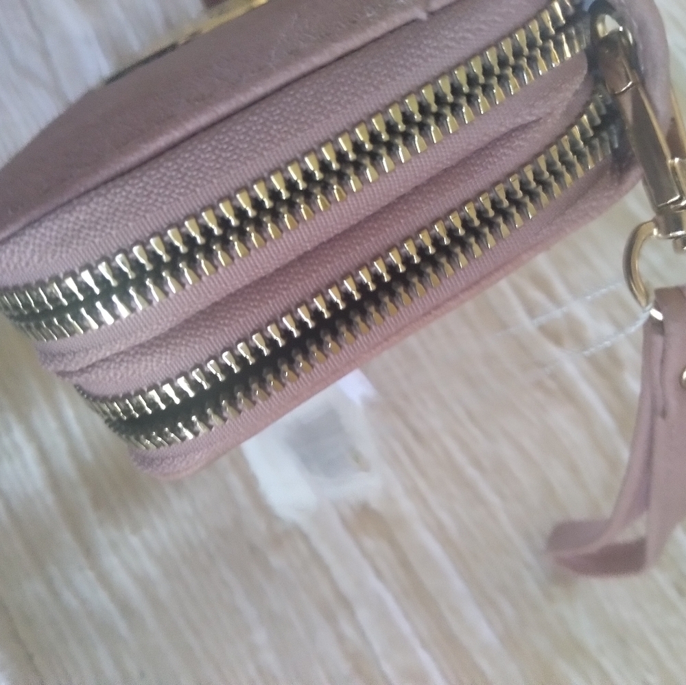 NWT Pink Wallet - Picture 8 of 11